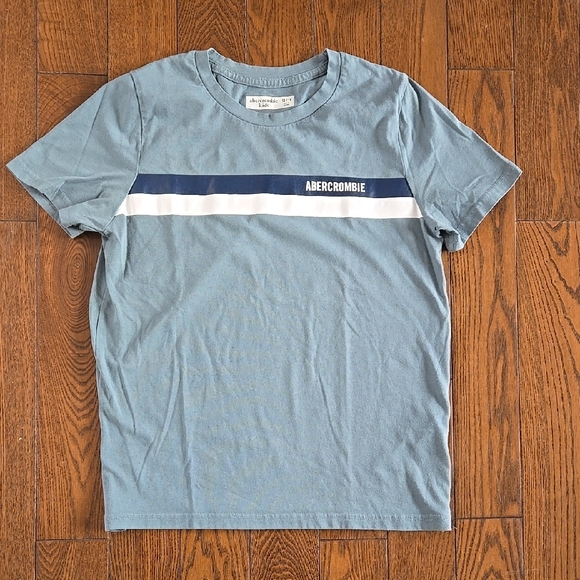 Abercrombie & Fitch Blue Boy's Short Shirt Size 13/14 - Picture 1 of 9